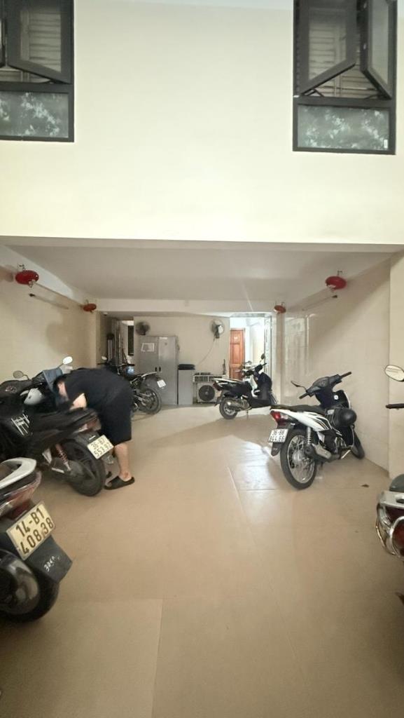 Chuyển nhượng nhà shr 81 m2 tại Đường Đại Mỗ - Tây Mỗ - Nam Từ Liêm - Hà Nội, giá 16900 tỷ