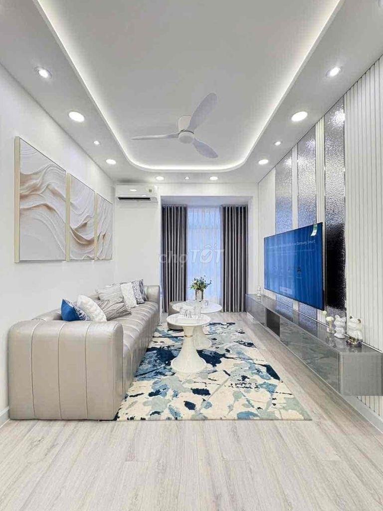 Cần bán căn hộ 65 m2, giá 3,99 tỷ tại Đường Lạc Long Quân - 10 - Quận 11 - TP Hồ Chí Minh