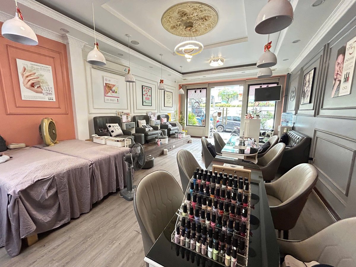 Bán Nhà Mặt Phố Âu Cơ. Tây Hồ. 7 Tầng Thang Máy. Ô Tô. DT 65m2. MT 5.2m. Giá 46.6 Tỷ. 