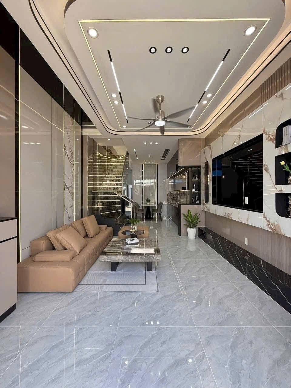 Bán nhà đẹp 120 m2 tại Đường Hồ Văn Cống - Tương Bình Hiệp - Thủ Dầu Một - Bình Dương, giá 2,55 tỷ