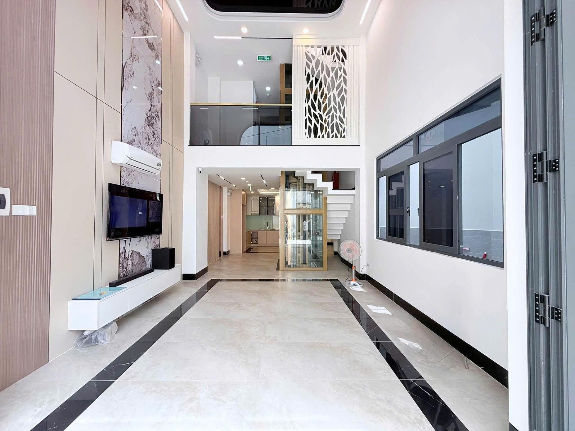 Cần bán liền kề, biệt thự 126 m2, giá 13,21 tỷ tại Đường Quốc lộ 22A - Hóc Môn - TP Hồ Chí Minh