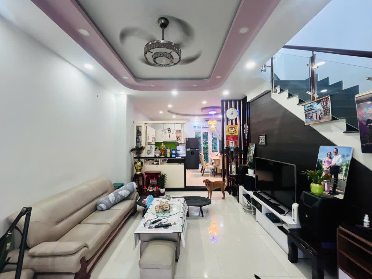 Cần bán gấp nhà riêng 75 m2 tại Xã Mỹ Hạnh Nam - Đức Hòa - Long An, giá 3,1 tỷ