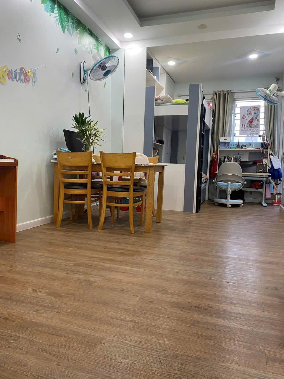 Cần cho thuê gấp chung cư 70 m2 tại Đường Phan Văn Hớn - Quận 12 - TP Hồ Chí Minh, giá 8 tr/tháng