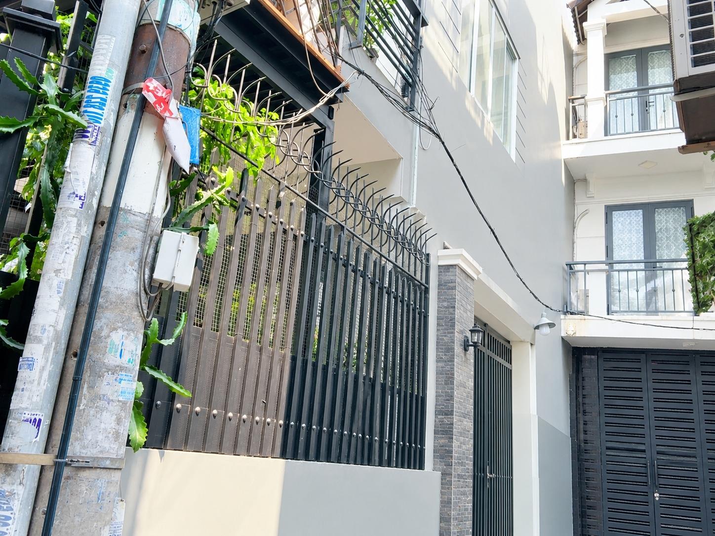 Cần bán gấp căn nhà đẹp 100 m2 tại Đường Phan Đình Phùng - 15 - Phú Nhuận, giá 7 tỷ