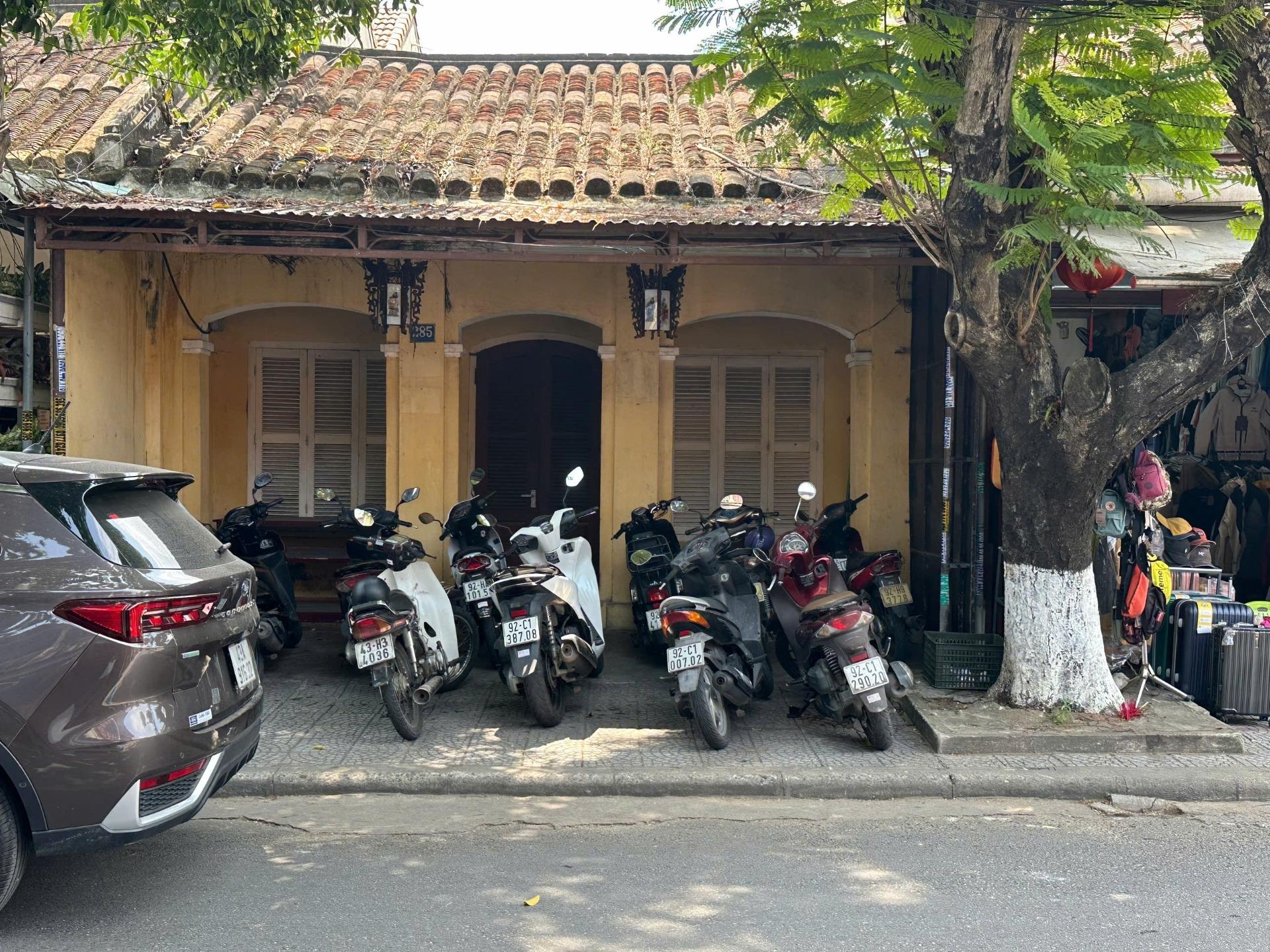 Cần bán căn nhà mặt phố 208 m2 tại Đường Nguyễn Duy Hiệu - Sơn Phong - Hội An, giá 28 tỷ