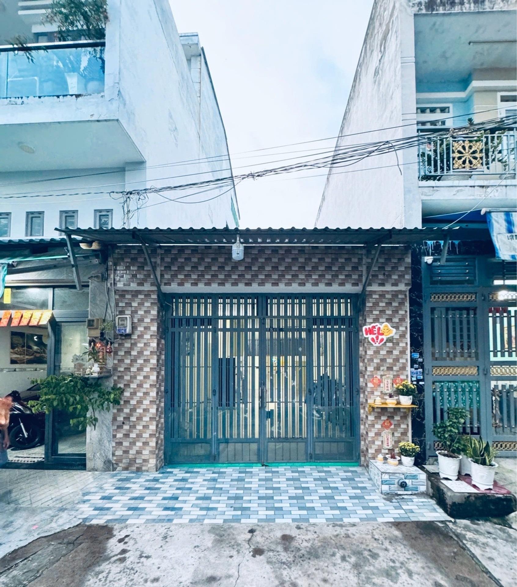 Cần bán gấp bán nhanh căn nhà 72 m2 tại Phường Bình Trị Đông A - Bình Tân, giá 4,95 tỷ