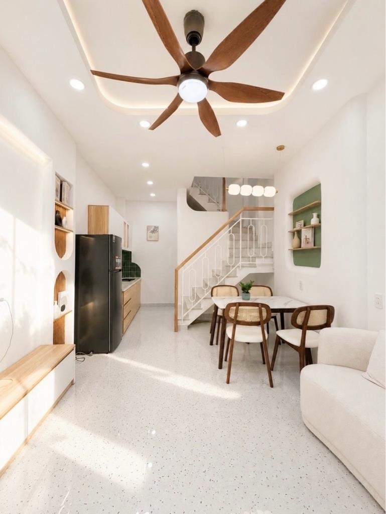 Sở hữu nhà riêng sổ đỏ 22 m2 tại Đường Phan Văn Trị - 11 - Bình Thạnh, giá 4,45 tỷ
