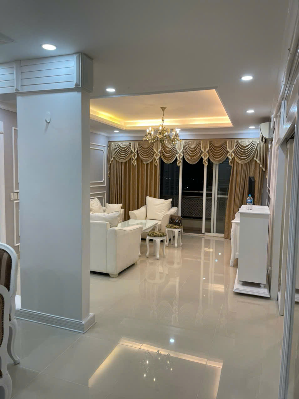 Cho thuê căn hộ Riverpark 1 Phú Mỹ Hưng, 3PN giá 33 triệu