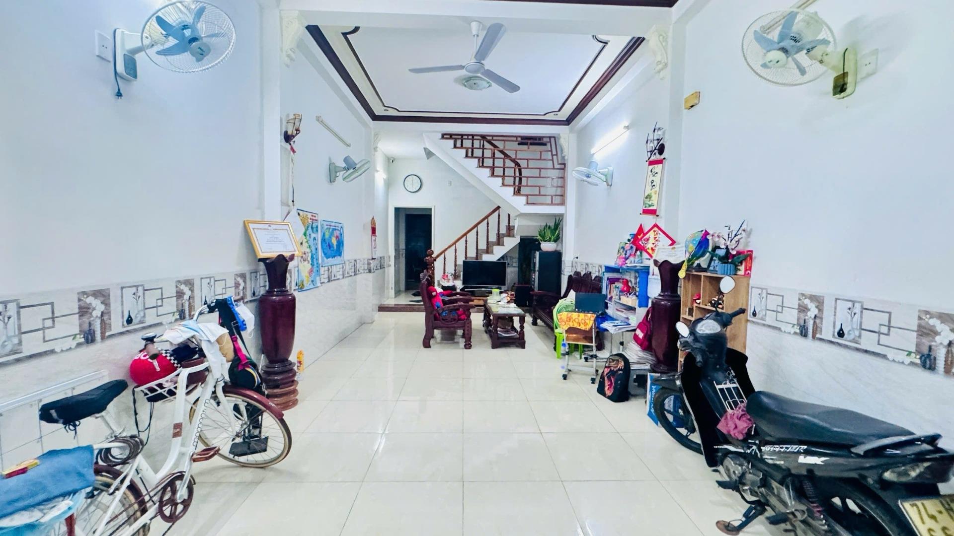 Cần cho thuê gấp nhà phố tại Đường Tiên Sơn 2 - Hòa Cường Bắc - Hải Châu, 40 m2, giá 8 triệu/tháng