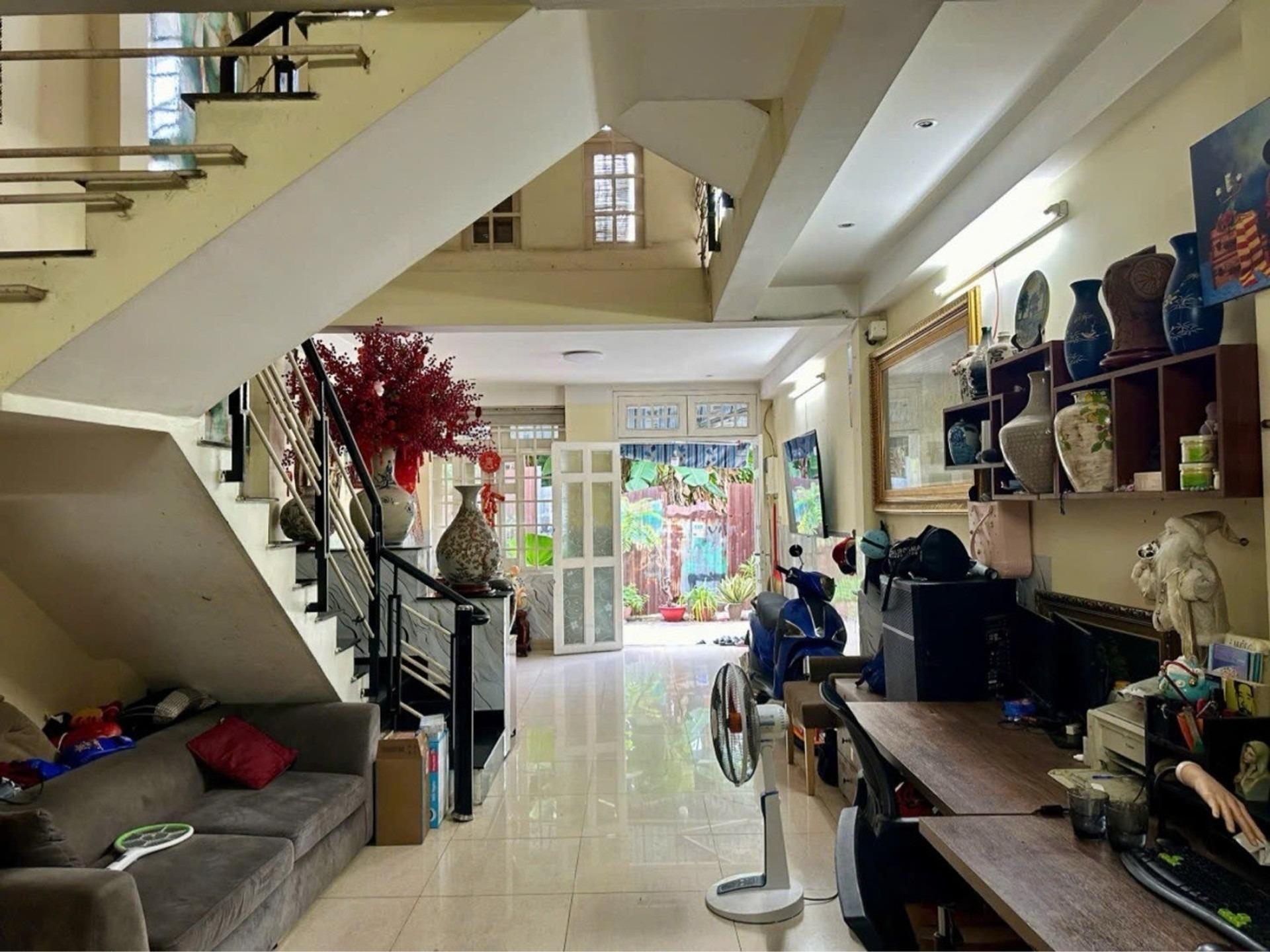 Bán gấp nhà shr 49 m2 tại Đường 18B - Bình Hưng Hòa A - Bình Tân - TP Hồ Chí Minh, giá 5,7 tỷ