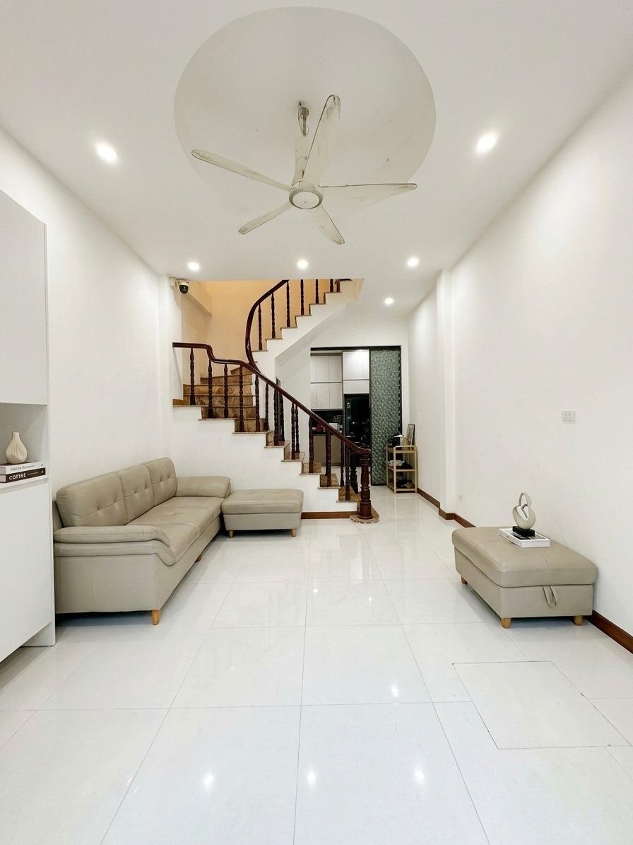 Cần bán nhà đẹp 42 m2 tại Đường Kim Giang - Kim Giang - Thanh Xuân - Hà Nội, giá 8,6 tỷ