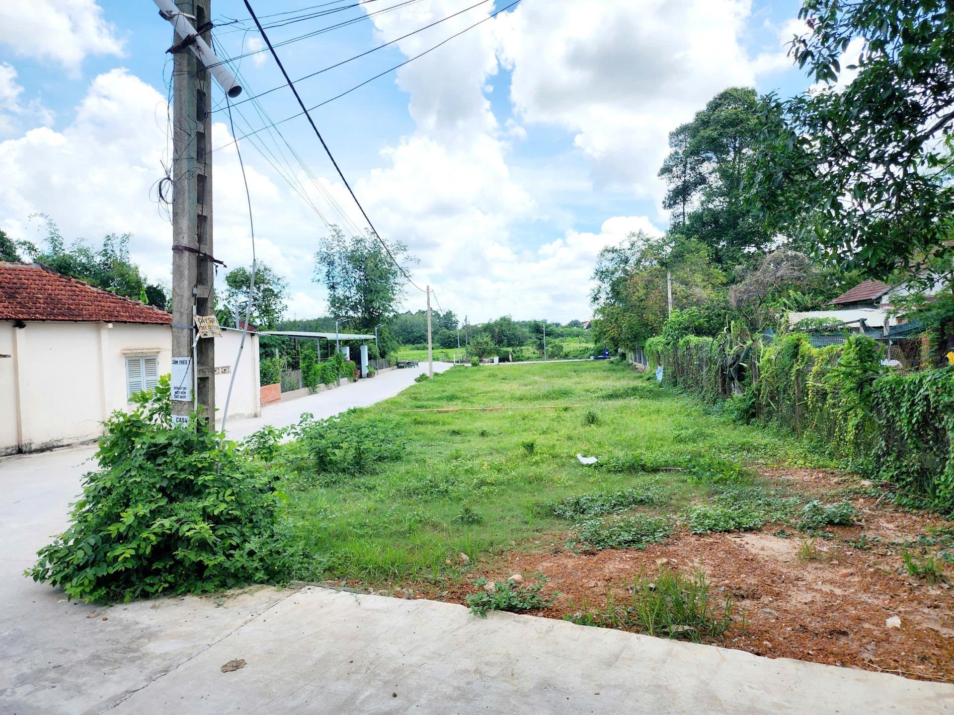 Chuyển nhượng lô đất sổ riêng 88 m2 tại Trảng Bàng - Trảng Bàng - Tây Ninh, giá 685 triệu