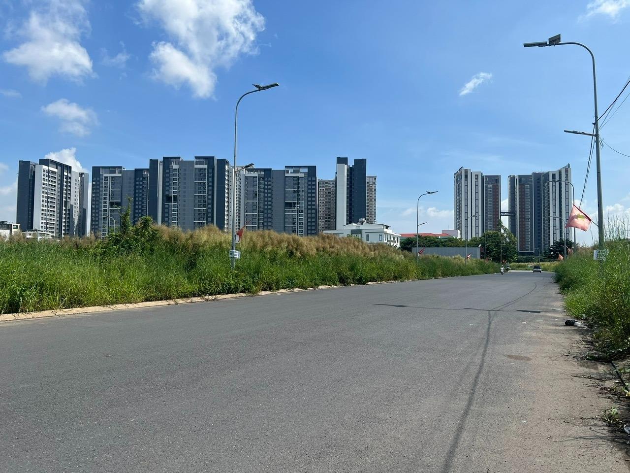 Chuyển nhượng lô đất nền 250 m2 tại Xã Phước Kiển - Nhà Bè - TP Hồ Chí Minh, giá 75 tr