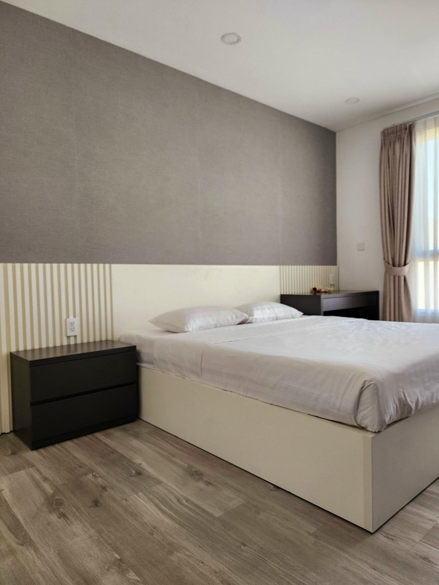 Cho thuê căn chung cư 95 m2 tại Đường Lê Thánh Tôn - Quận 1 - TP Hồ Chí Minh, giá 42 tr/tháng