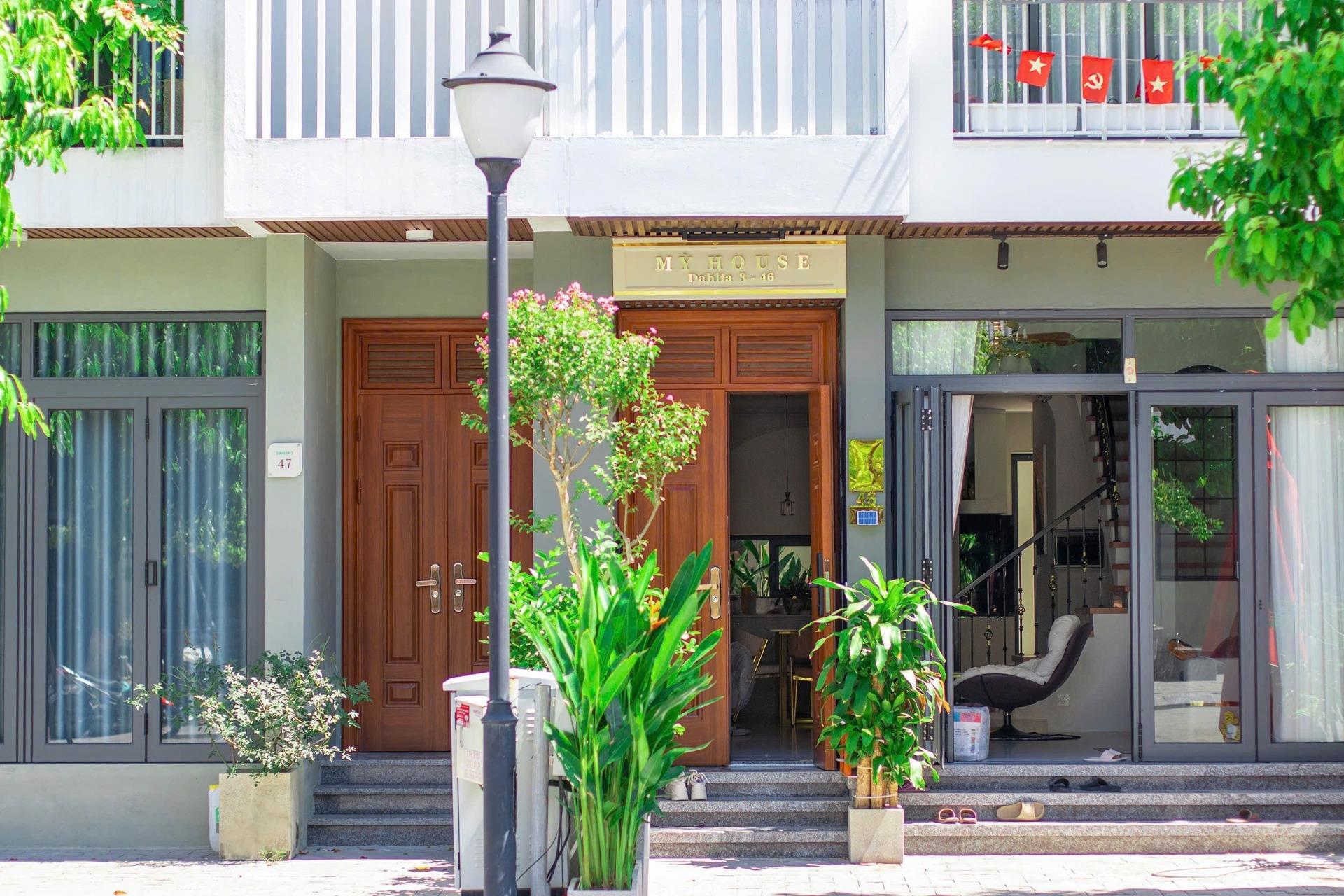 Chuyển nhượng nhà mặt phố 210 m2 tại Thành phố Huế - Thừa Thiên Huế, giá 4,3 tỷ