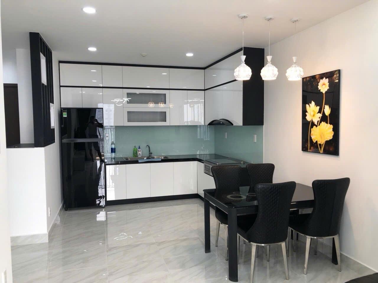 Cần bán gấp chung cư 76 m2, giá 19 tr tại Đường Nguyễn Hữu Thọ - Quận 7 - TP Hồ Chí Minh