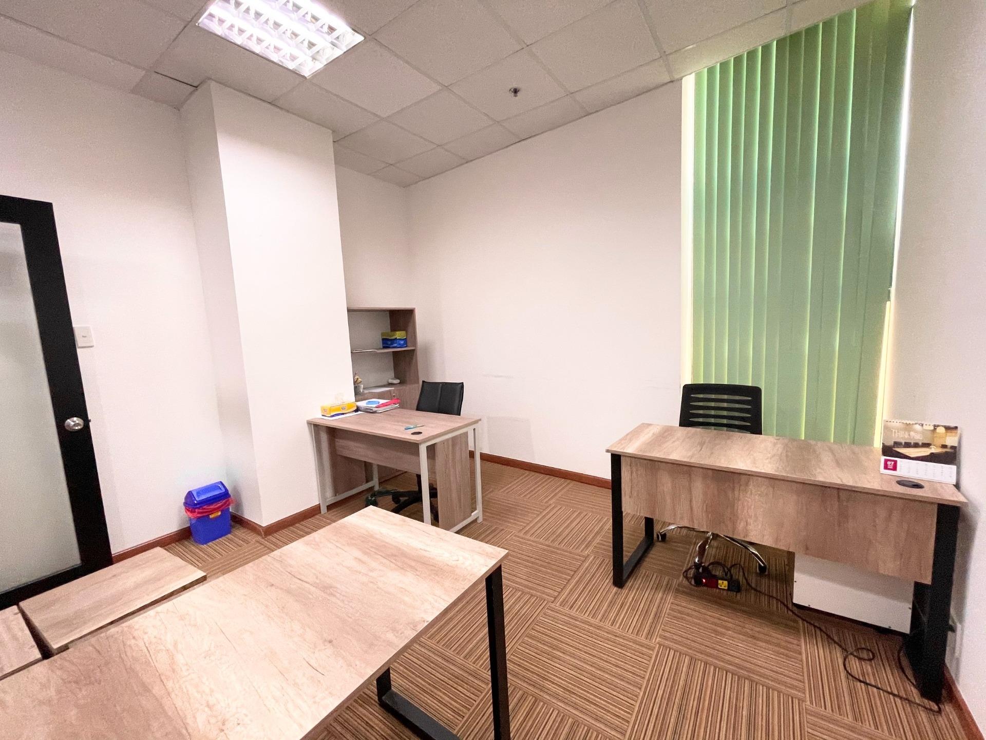 Văn phòng trọn gói 10 người tại P. Bàn Cờ (Quận 3) - Full nội thất, vào làm ngay