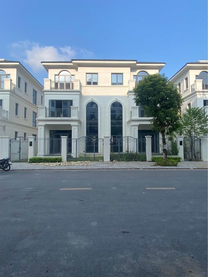 Bán nhanh nhà biệt thự 180 m2, giá 12,5 tỷ tại Xã Đông Hải - Thanh Hóa - Thanh Hóa