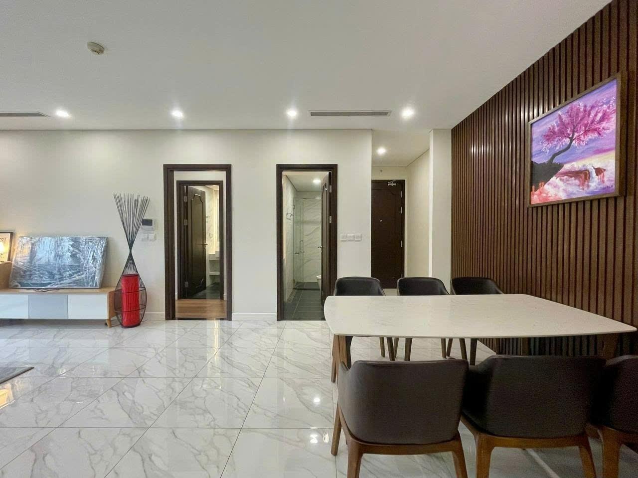 Thuê ngay căn chung cư 32 m2 tại Đường Võ Chí Công - Phú Thượng - Tây Hồ - Hà Nội, giá 10 tr/tháng