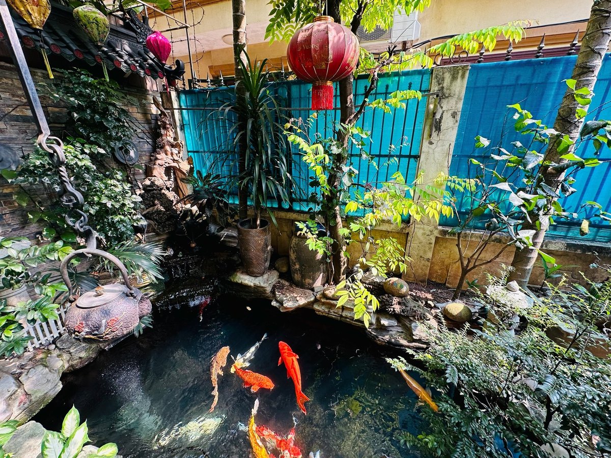 Bán Nhà BT Bắc Linh Đàm. Thang Máy. Lô Góc. Ô Tô. Vỉa Hè. DT 83m2. MT 6.6m. Giá 28.5 Tỷ.