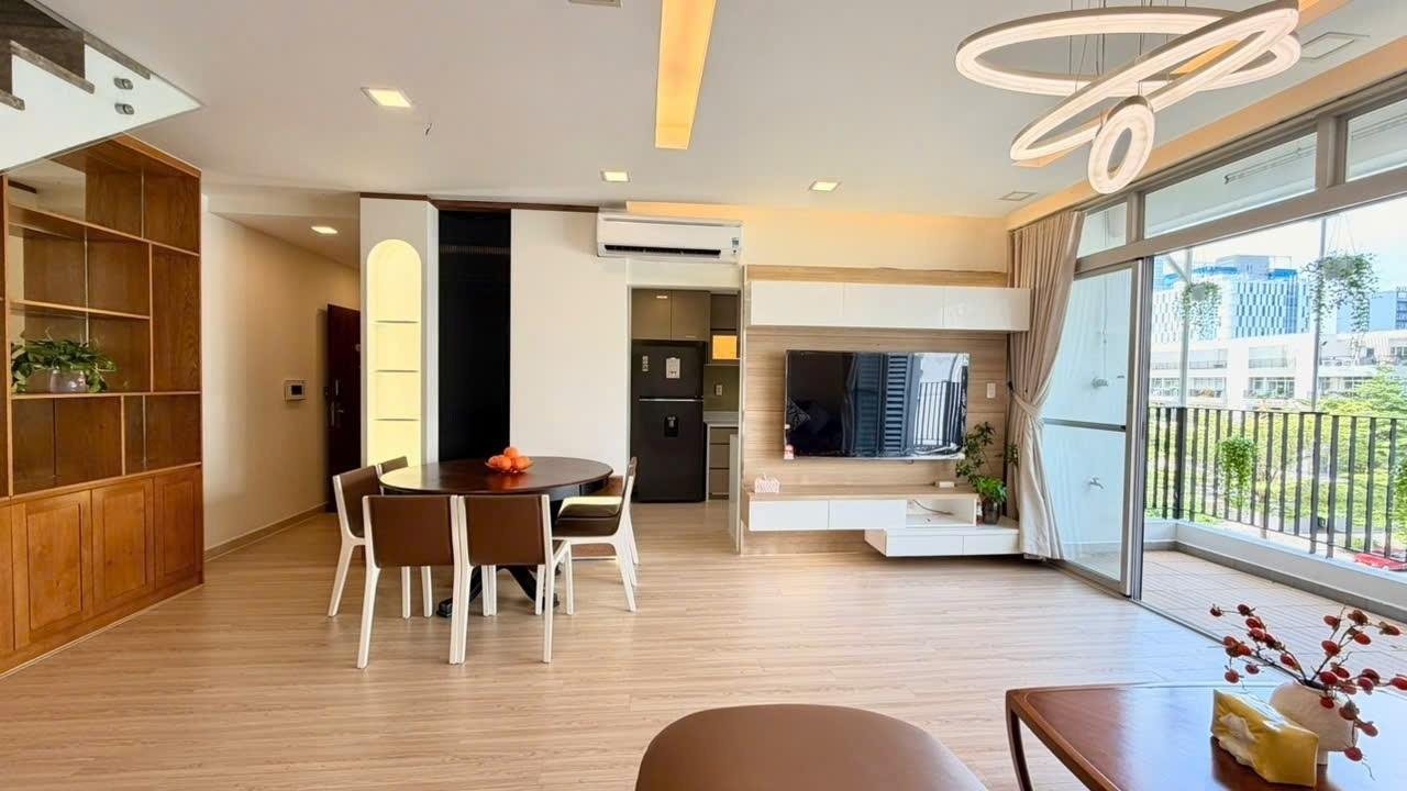 Bán căn chung cư 151 m2, giá 14 tỷ tại Đường Nguyễn Lương Bằng - Tân Phú - Quận 7 - TP Hồ Chí Minh
