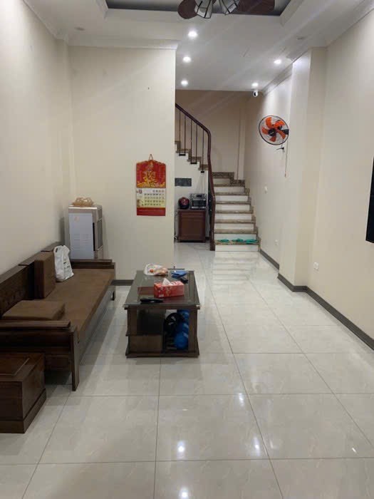 Nhà đẹp khu Giải Phóng, vị trí cực đẹp trong tầm tiền - ô tô vào tận nhà - ngõ rộng thoáng - khu dâ