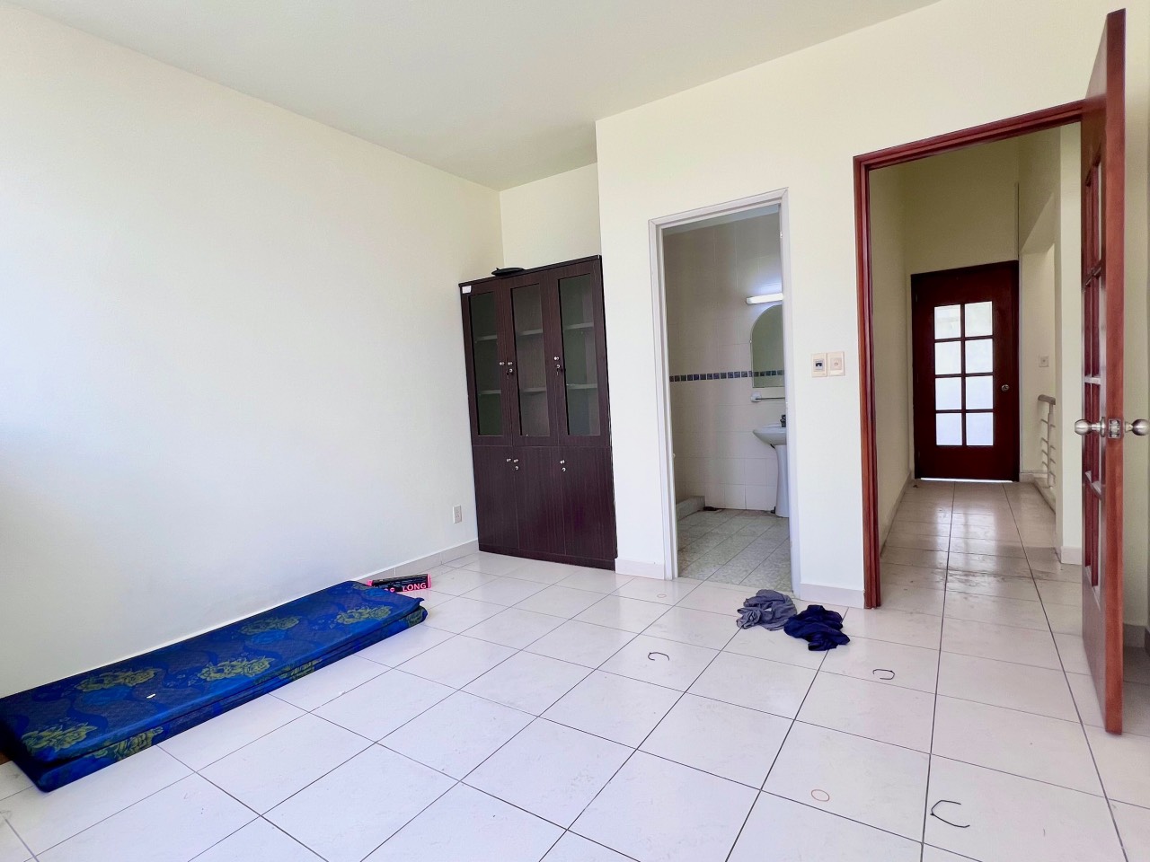 Cho thuê Văn phòng, kho, mặt tiền Nguyễn Văn Linh, Phú Mỹ Hưng, Quận 7. Giá 12tr