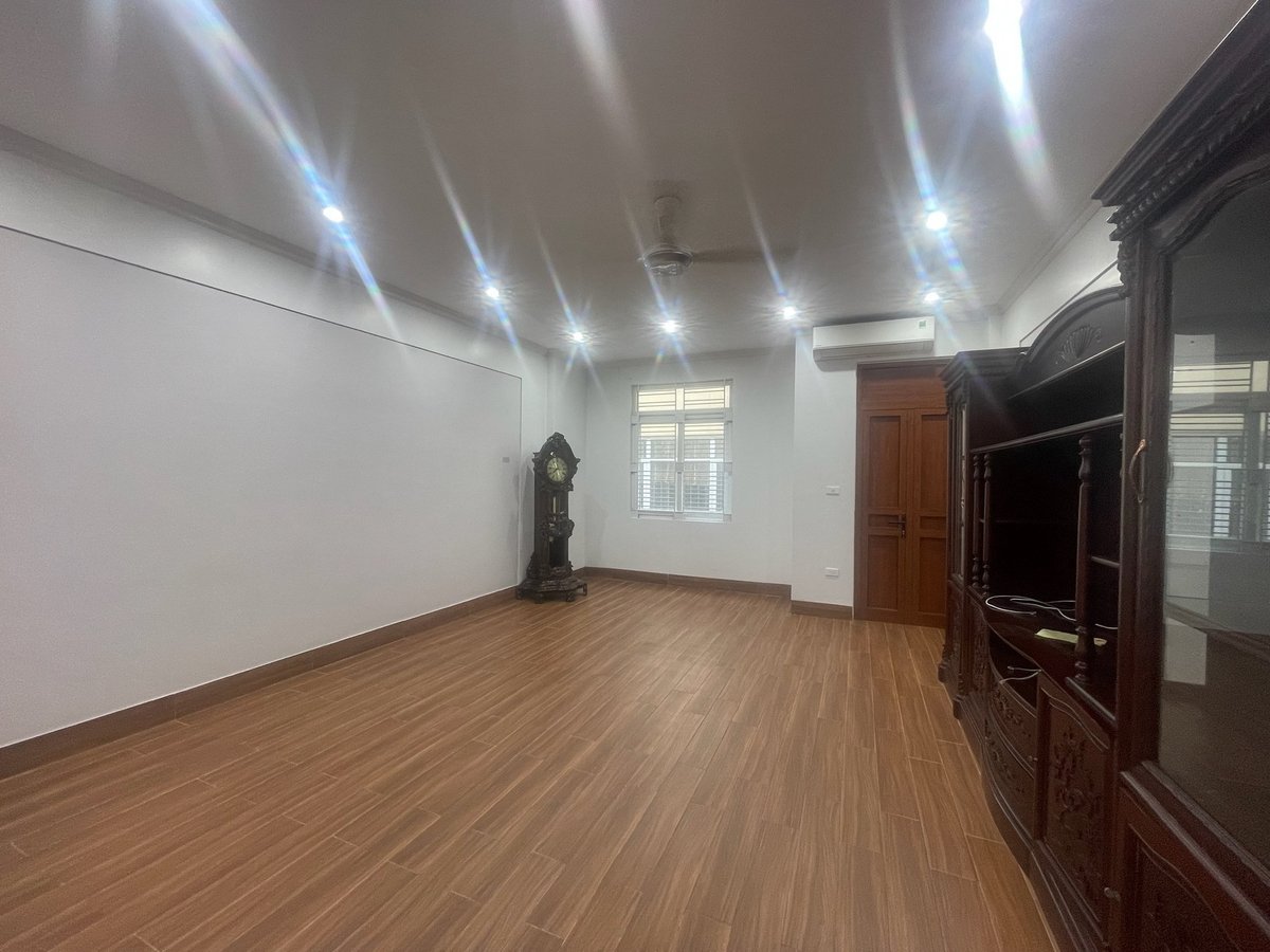 Bán Nhà Khuất Duy Tiến. Thanh Xuân. Ô Tô. Vỉa Hè. DT 55m2. MT 5m. 5 Tầng. Giá 27.3 Tỷ.