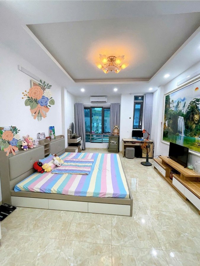 Bán Nhà Đại Đồng. Hoàng Mai. Ô Tô. DT 80m2. MT 4.1m. 5 Tầng. Giá 19.4 Tỷ.