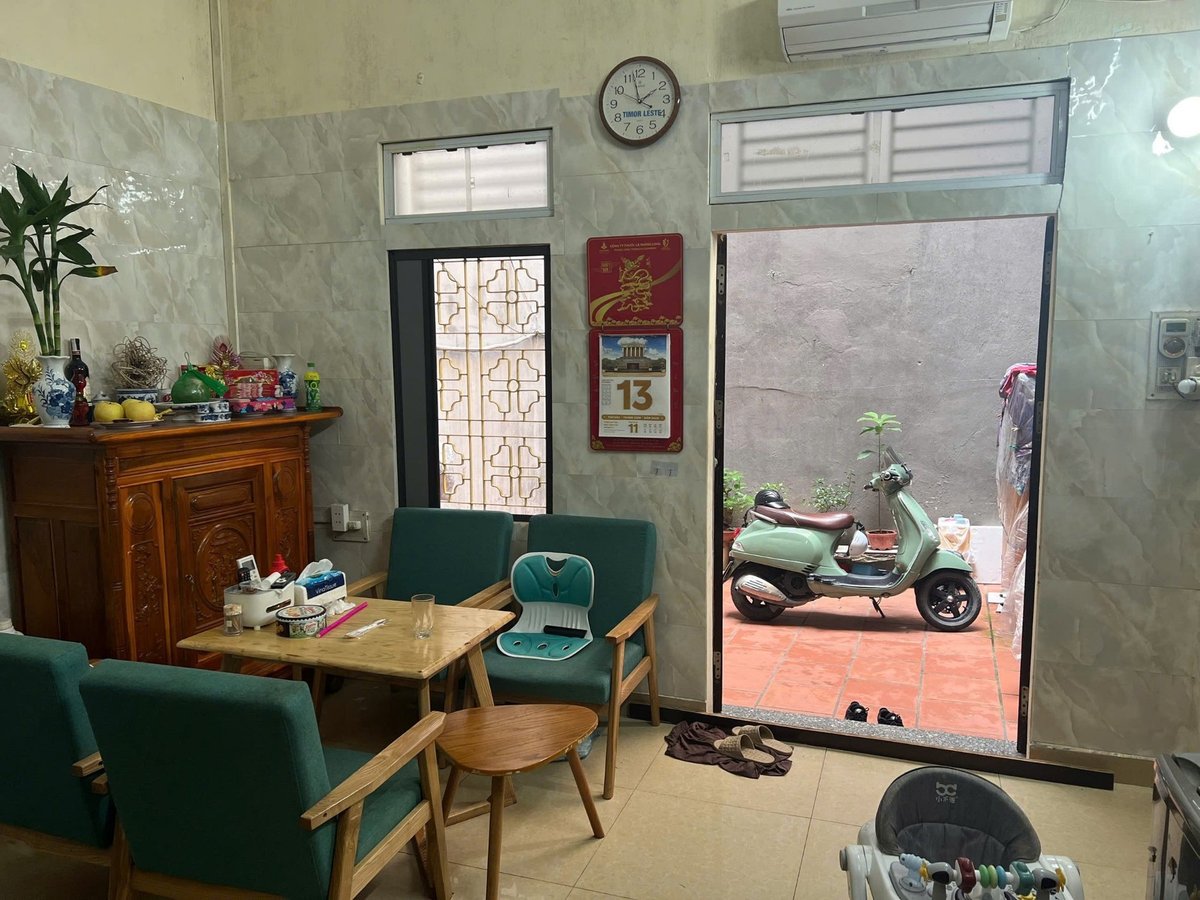 Bán Nhà Ngọc Khánh. Ba Đình. DT 68m2. MT 6.3m. 3 Tầng. Giá 14.6 Tỷ.