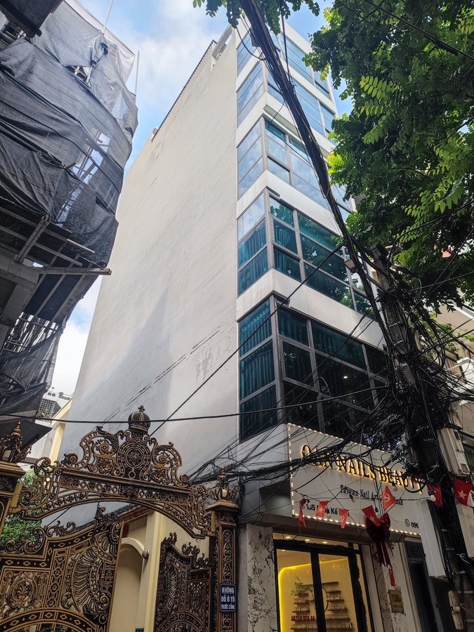 Bán Nhà Mặt Phố Phan Kế Bính. Ba Đình. Thang Máy. Ô Tô. Vỉa Hè. DT 51m2. Giá 31.2 Tỷ.