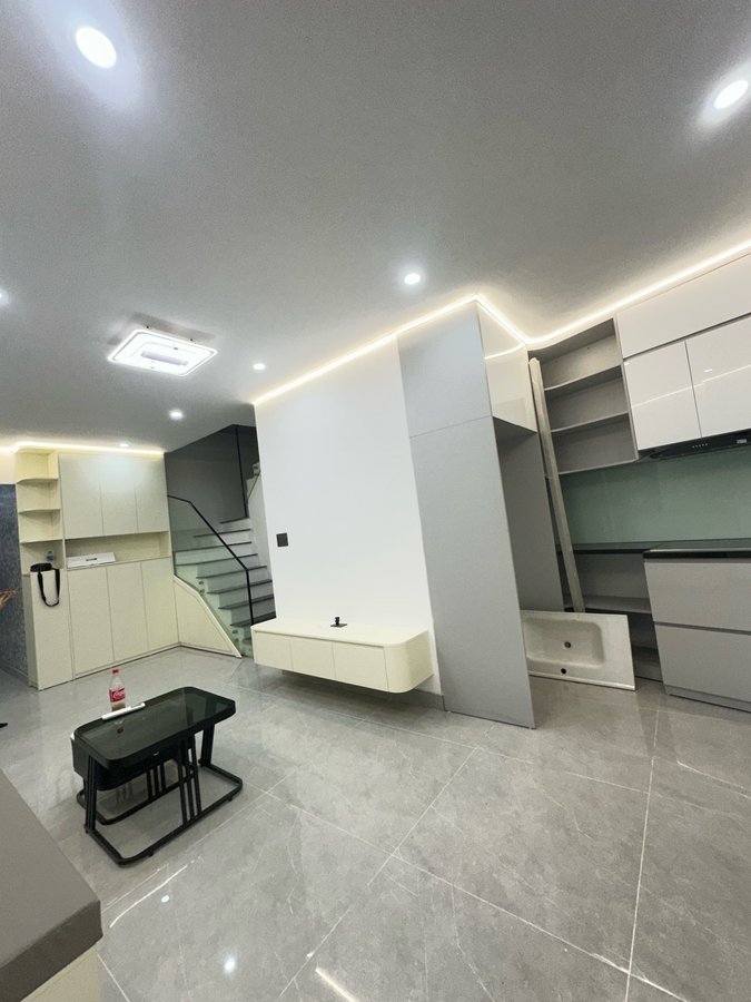 Bán Nhà Hoàng Văn Thái. Thanh Xuân. 6 Tầng Thang Máy. DT 51m2. MT 5.7m. Giá 12.9 Tỷ.