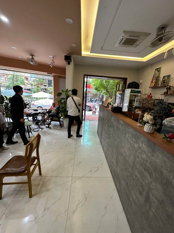 Bán Nhà Nguyễn Khánh Toàn. Cầu Giấy. Thang Máy. Lô Góc. Ô Tô. Vỉa Hè. DT 111m2. Giá 67 Tỷ