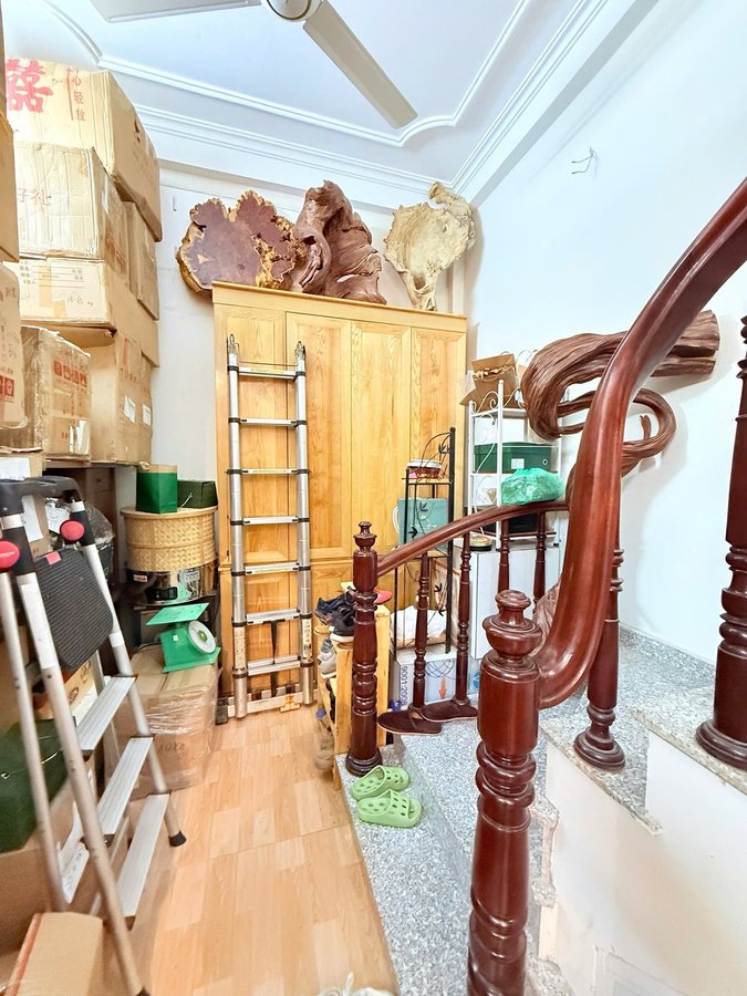 Bán Nhà Hoàng Văn Thái. Thanh Xuân. Ô Tô. DT 35m2. MT 3.4m. 5 Tầng. Giá 12.5 Tỷ