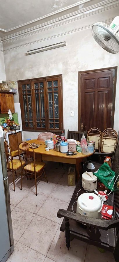 Bán Nhà Nghĩa Đô. Cầu Giấy. 2 Mặt Tiền. Ô Tô. Vỉa Hè. DT 68m2. MT 4.3m. Giá 22.9 Tỷ. 